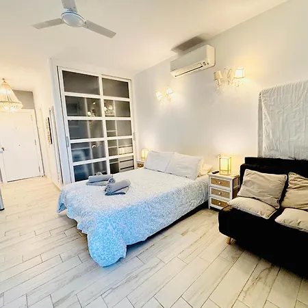 Alquilaeasy Benal Apartament *